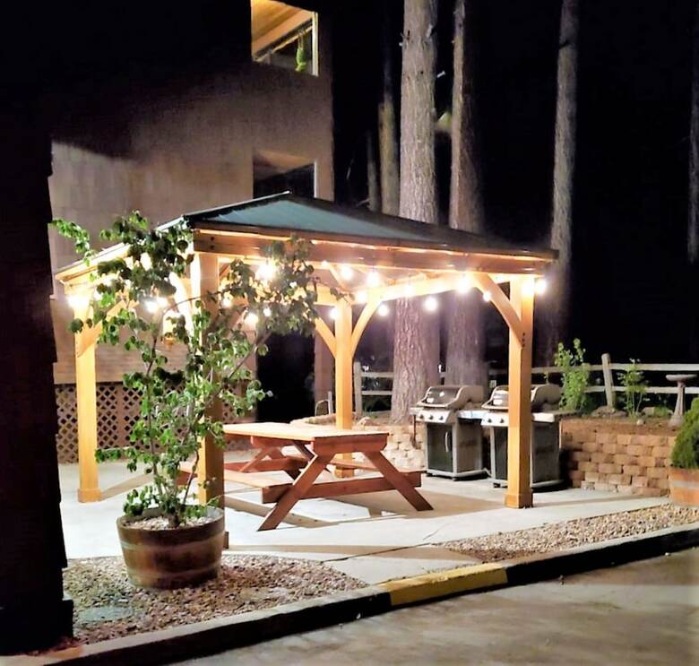 Hotel Snow Lake Lodge