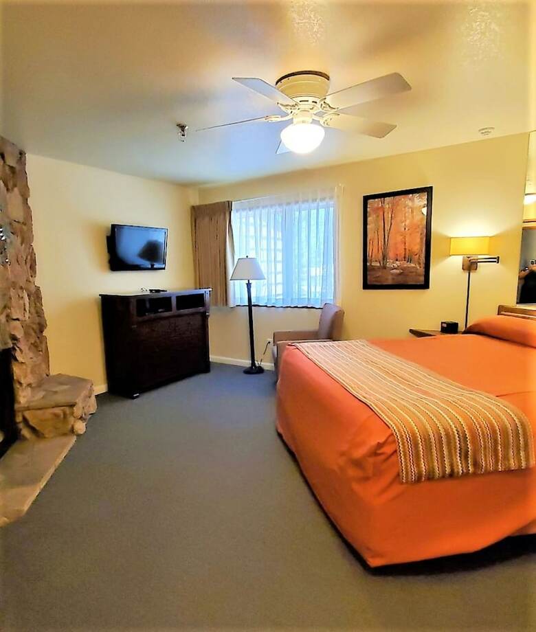 Hotel Snow Lake Lodge