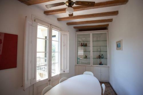Ramblas Apartments