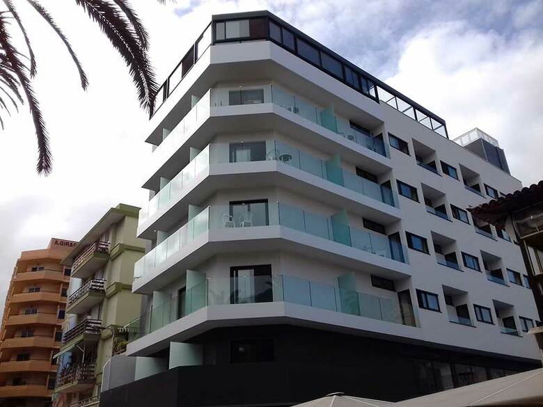 Apartamentos Tropical