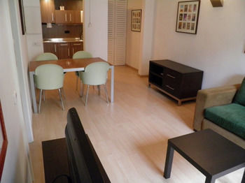 Apartaments Sant Jordi Fontanella
