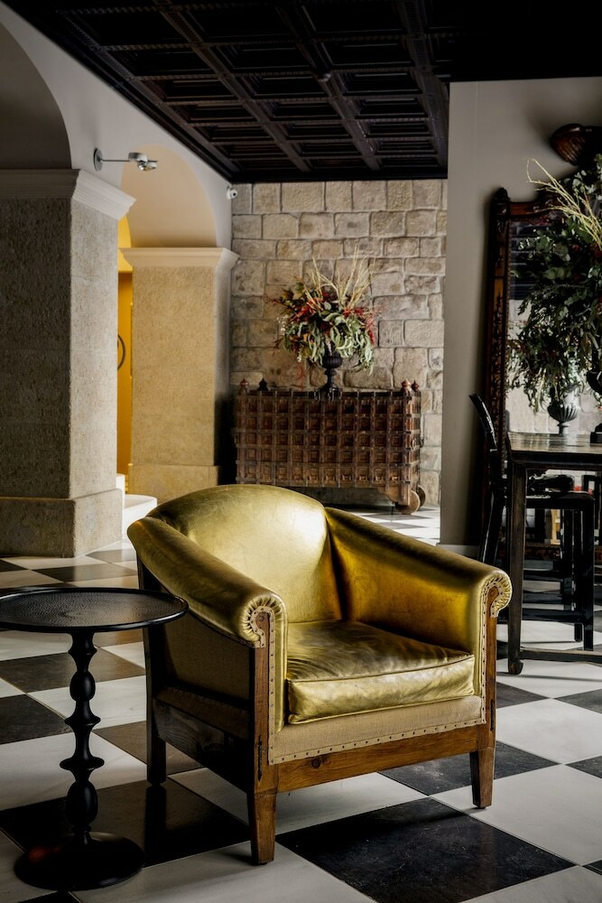 Arai Aparthotel