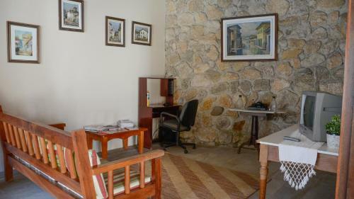 Hostal Pousada Valhacouto
