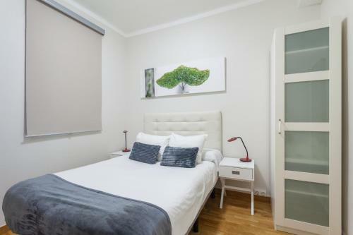 Bcn Whynot Fira Apartments
