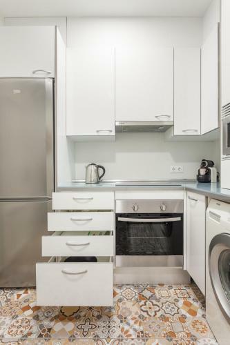 Bcn Whynot Fira Apartments