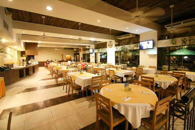Tukan Hotel & Beach Club