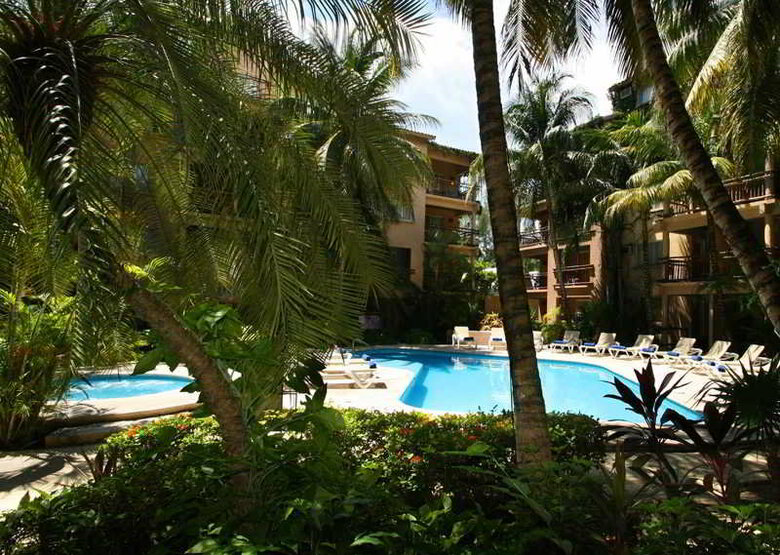 Tukan Hotel & Beach Club