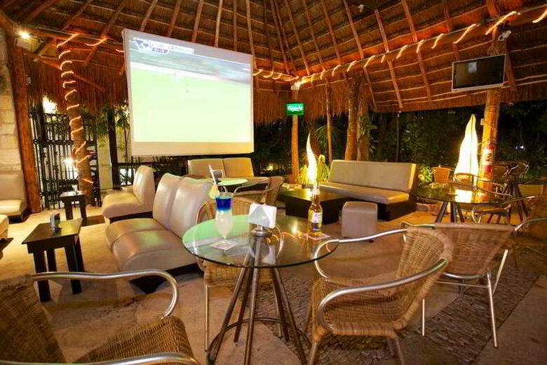 Tukan Hotel & Beach Club