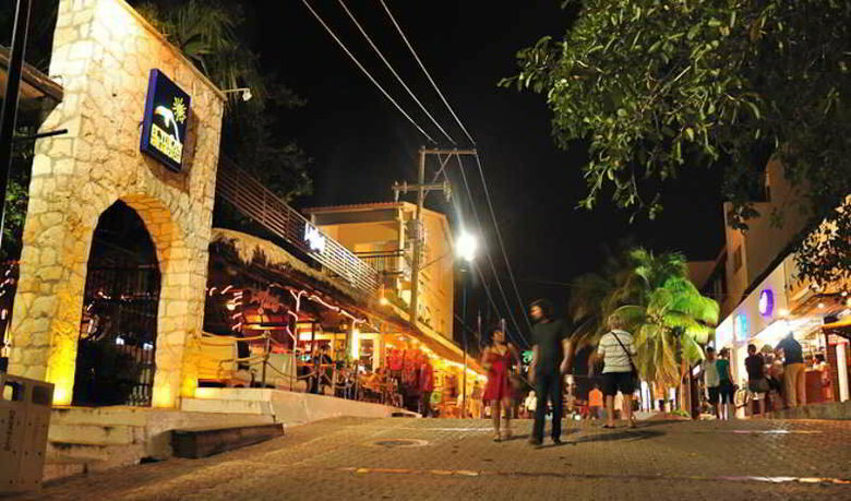 Tukan Hotel & Beach Club