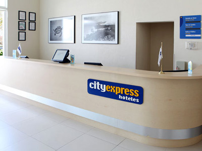 Hotel City Express Playa Del Carmen