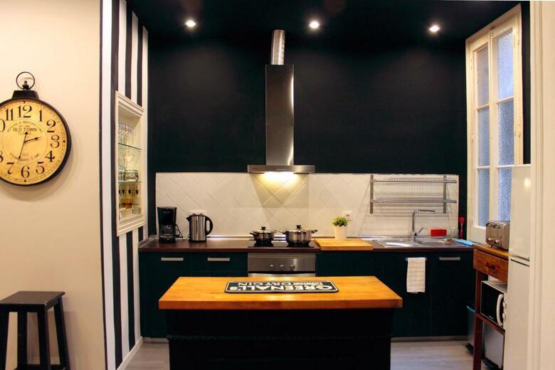 Hostal Casa Consell Guest House