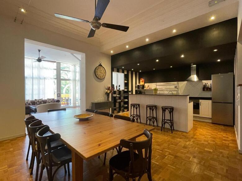 Hostal Casa Consell Guest House
