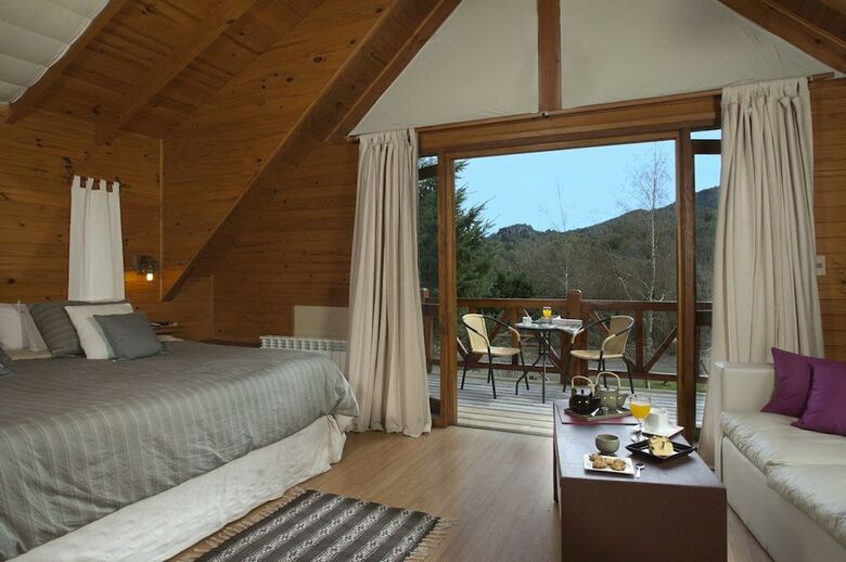 Lodge Guardianes Del Bayo