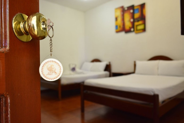 Hotel Maya Azul