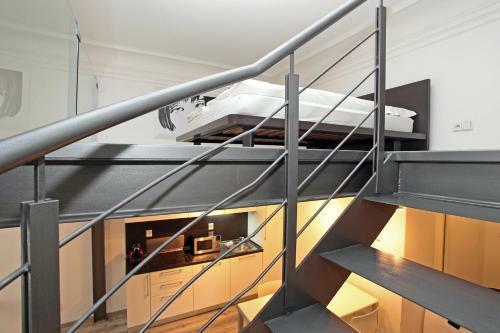 Apartment House - The Modern Flat
