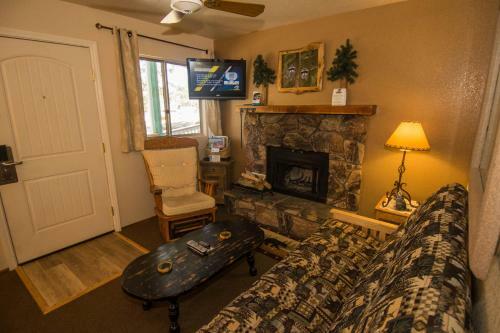 Hotel Hillcrest Lodge