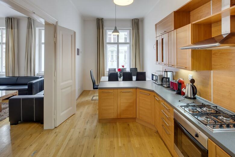 Selinor Old Town Apartments