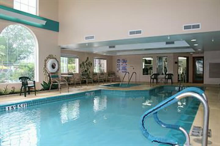 Holiday Inn Express Hotel & Suites Bishop