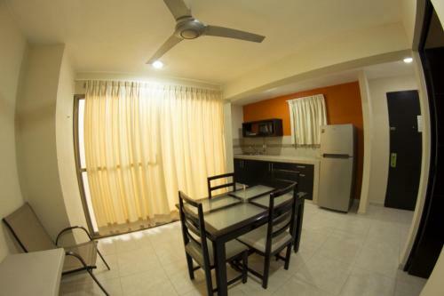 Hotel &amp; Suites Domani