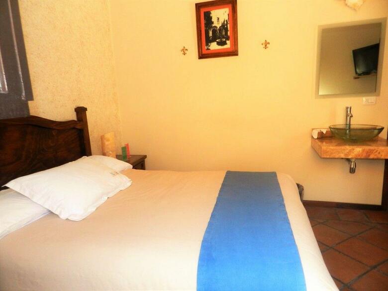 Al Otro Lado Del Rio Hotel