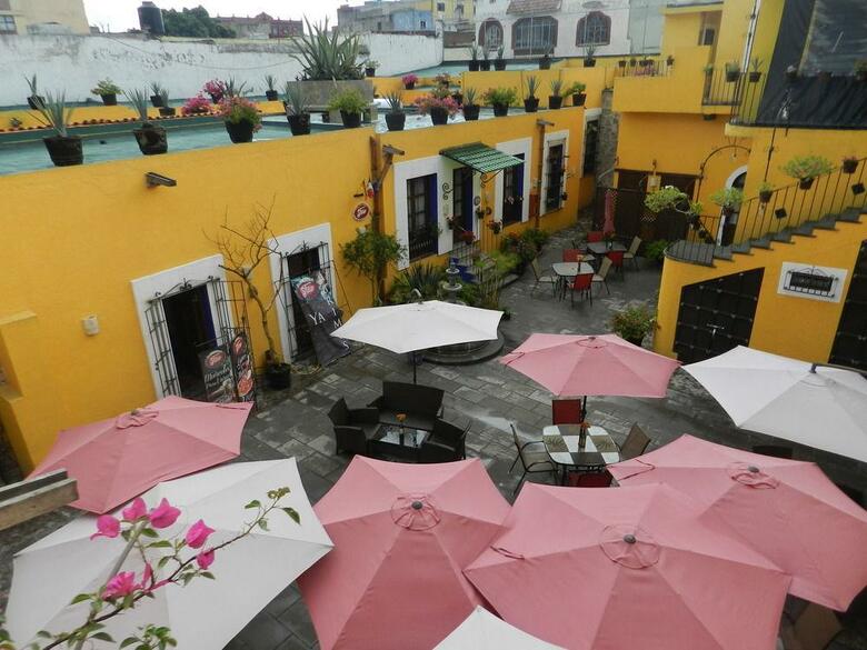 Al Otro Lado Del Rio Hotel