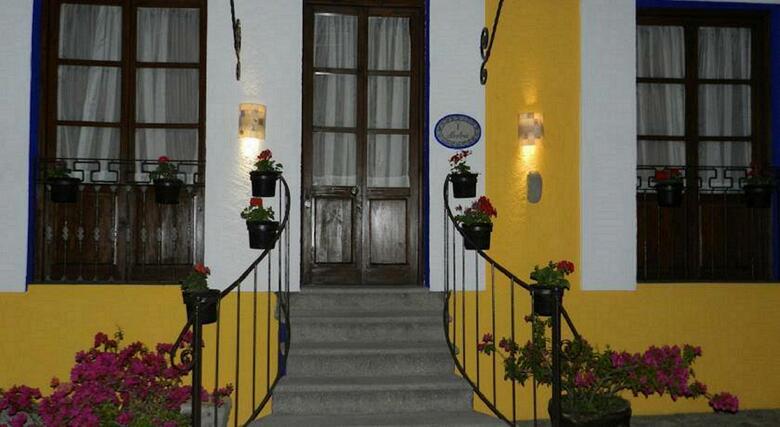 Al Otro Lado Del Rio Hotel