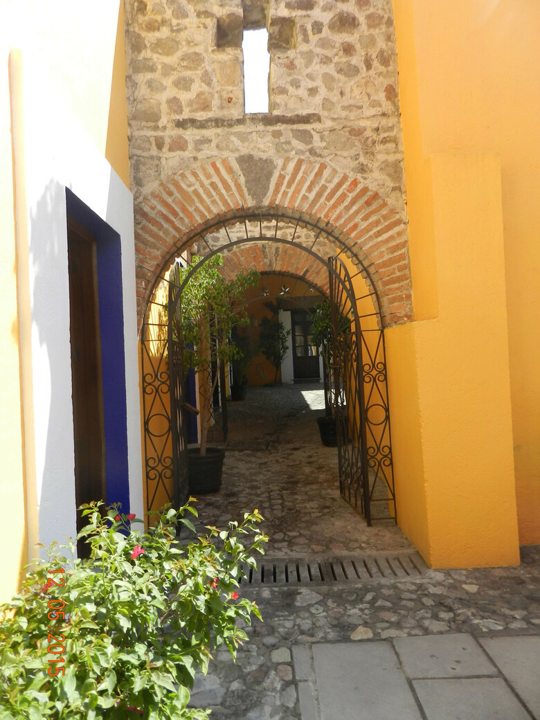 Al Otro Lado Del Rio Hotel