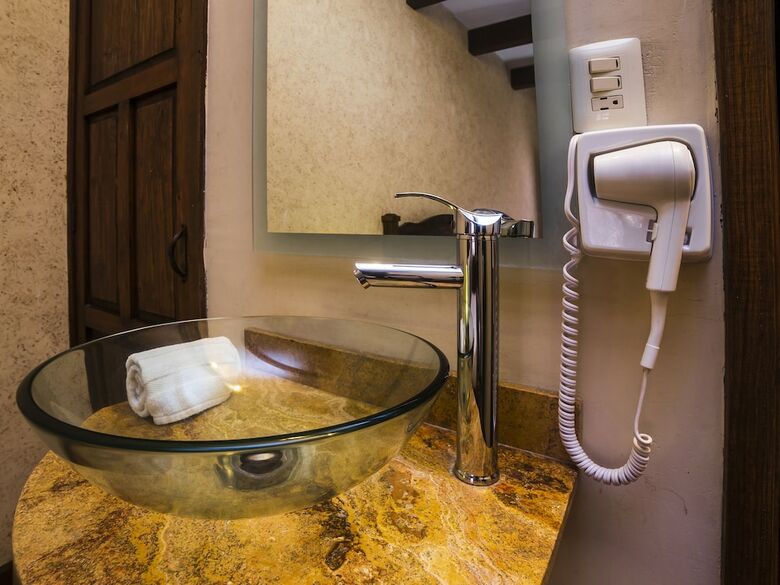 Al Otro Lado Del Rio Hotel