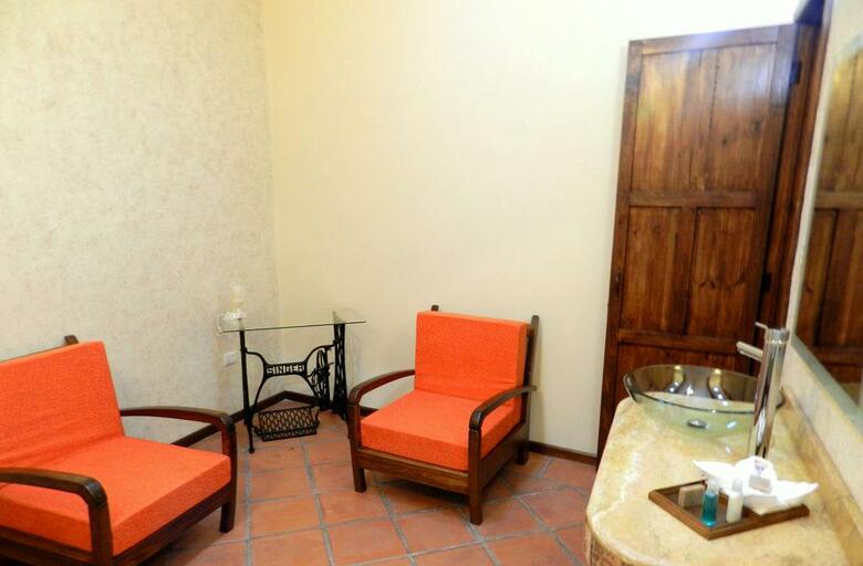 Al Otro Lado Del Rio Hotel