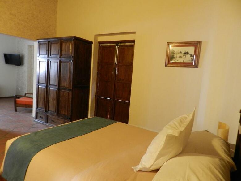 Al Otro Lado Del Rio Hotel