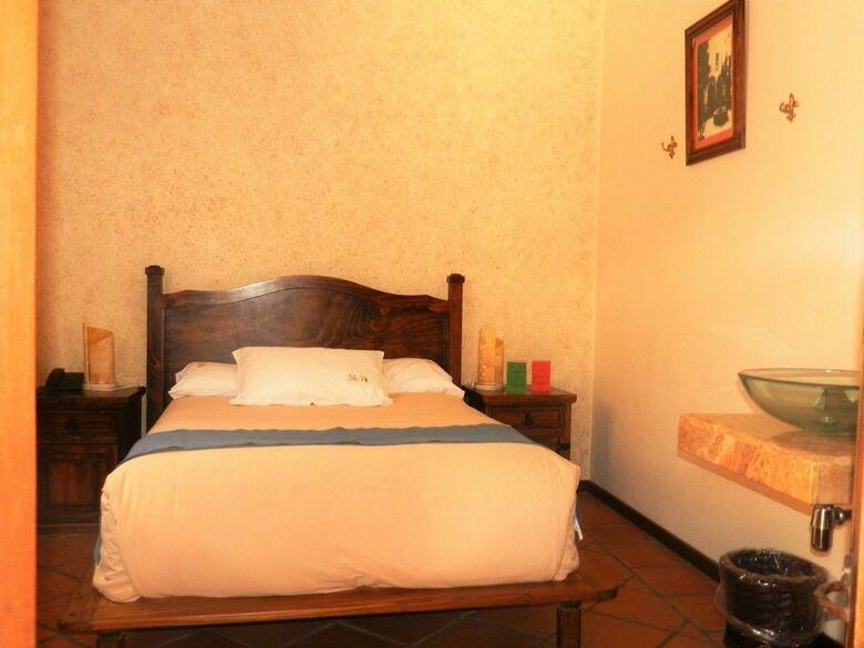 Al Otro Lado Del Rio Hotel