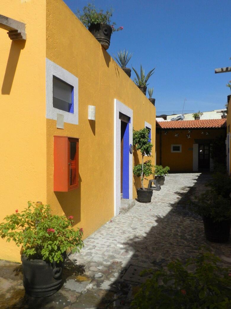 Al Otro Lado Del Rio Hotel