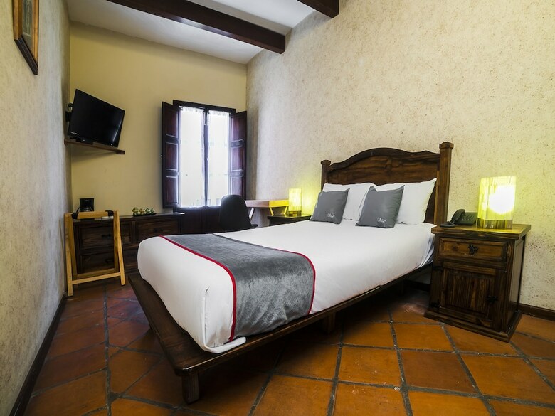 Al Otro Lado Del Rio Hotel