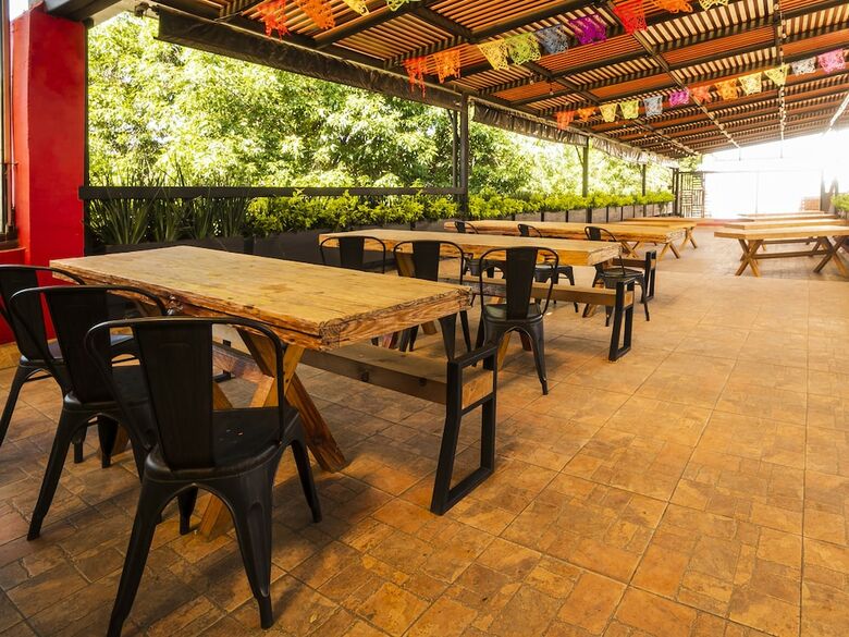 Al Otro Lado Del Rio Hotel