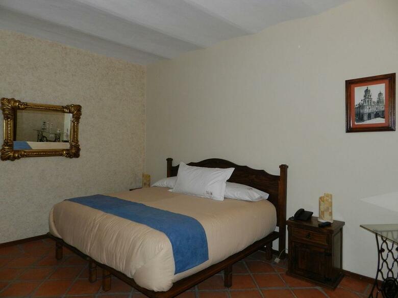 Al Otro Lado Del Rio Hotel