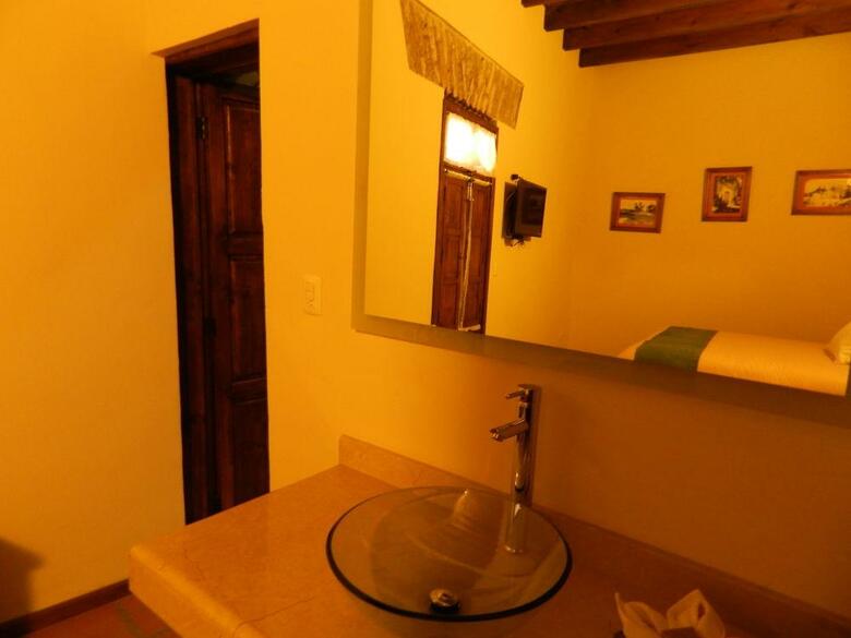 Al Otro Lado Del Rio Hotel