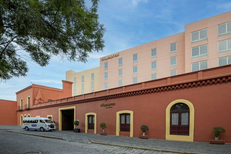 Hotel City Express Puebla Centro