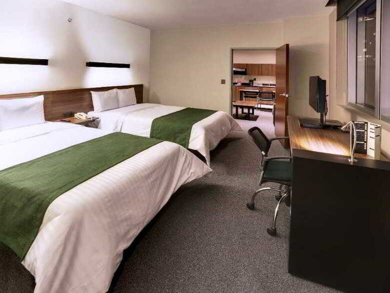 Hotel City Express Suites Puebla Finsa