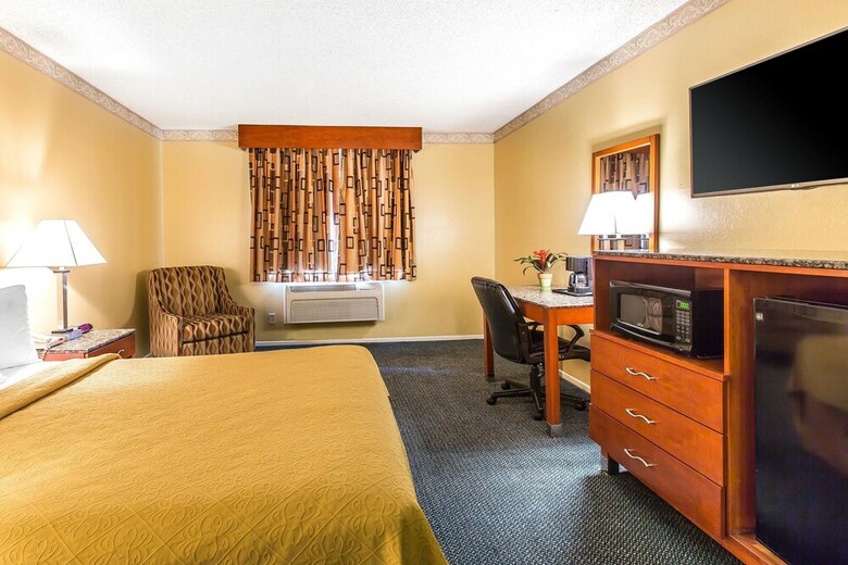 Hotel Quality Inn & Suites Camarillo