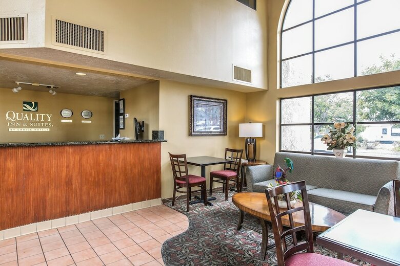 Hotel Quality Inn & Suites Camarillo