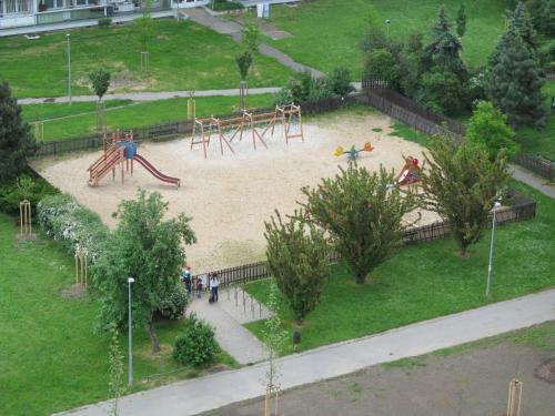 Golden Family Apartments