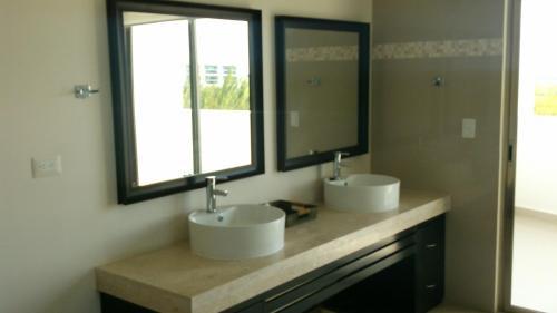 Apartamentos Condominios Lindos