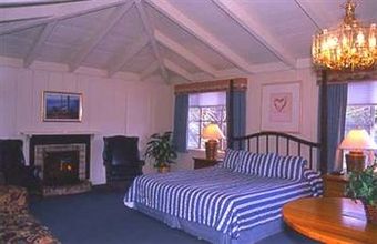 Motel Carmel Village Inn