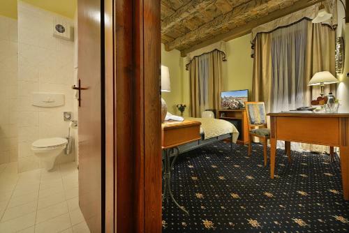 Hotel U 3 Pstrosu