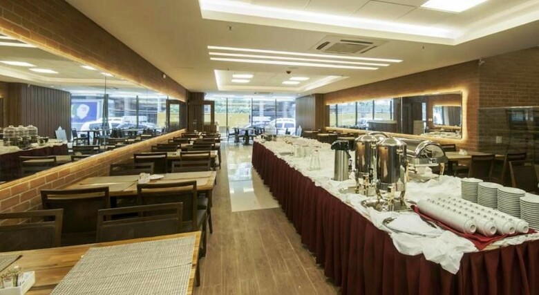 Hotel Atl�ntico Rio Budget
