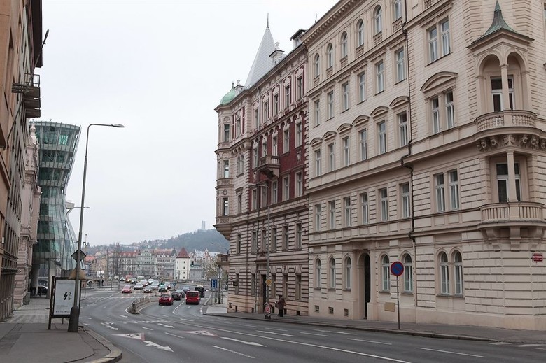 The Palace Suites And Apartments