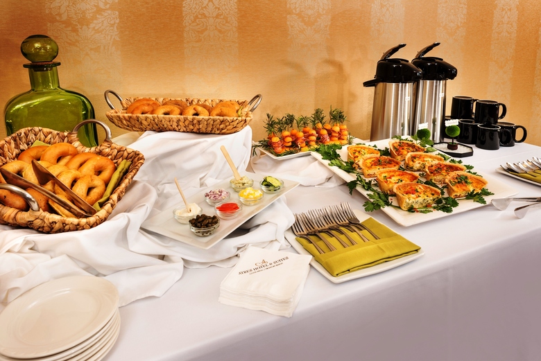 Ayres Hotel & Suites Costa Mesa/newport Beach
