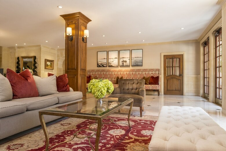 Ayres Hotel & Suites Costa Mesa/newport Beach