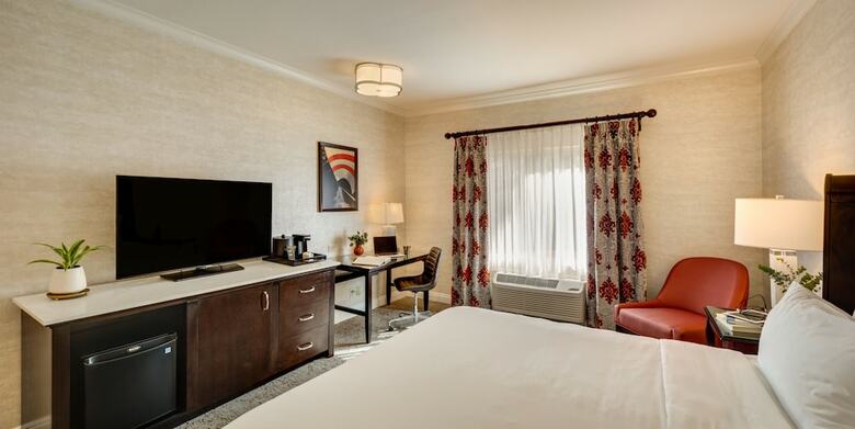 Ayres Hotel & Suites Costa Mesa/newport Beach