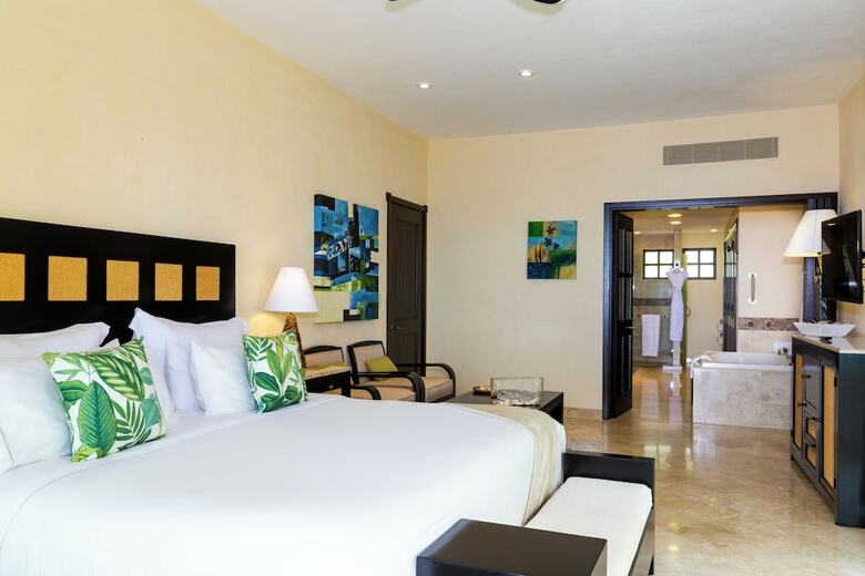 Hotel Garza Blanca Residences
